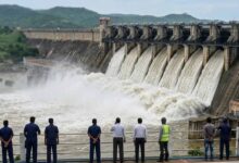 Photo of Odisha में भारी बारिश से बाढ़ के हालात, Hirakud Dam के 12 गेट खोले गए