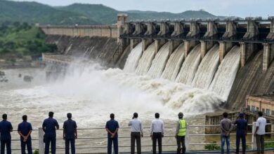 Photo of Odisha में भारी बारिश से बाढ़ के हालात, Hirakud Dam के 12 गेट खोले गए
