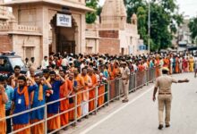 Photo of UP के शिव मंदिरों में उमड़ी भारी भीड़, सुरक्षा व्यवस्था सख्त
