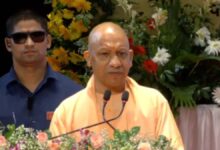 Photo of CM योगी ने 1,375 ग्राम पंचायत अधिकारियों को बांटे नियुक्ति पत्र, कहा- अब बिना भेदभाव मिलता है योजनाओं का लाभ