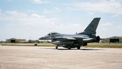 Photo of US में ट्रेनिंग के दौरान F-16 फाइटर जेट क्रैश, सुरक्षित बाहर निकला पायलट