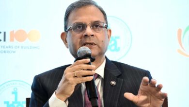 Photo of आम जनता को बड़ा झटका! RBI ने 4 साल बाद बढ़ाया रेपो रेट, अब 5.5% हुई दर, अब महंगे होंगे होम, कार और पर्सनल लोन