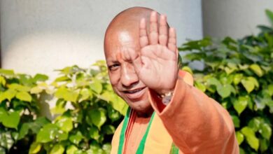 Photo of दिवाली से पहले पुलिसकर्मियों की लगी लटरी! CM योगी ने बढ़ाया बाइक- सिम और यूनिफॉर्म भत्ते में किया बड़ा इजाफा