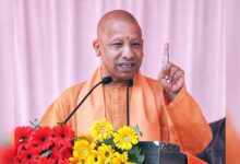 Photo of UP में 2017 के बाद बदली कनेक्टिविटी की तस्वीर! डेढ़ एक्सप्रेसवे से 10 तक पहुंची संख्या, 7 शहरों में दौड़ रही मेट्रो